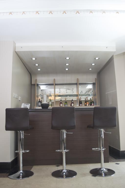 Grandbee Suites Ikeja Dış mekan fotoğraf