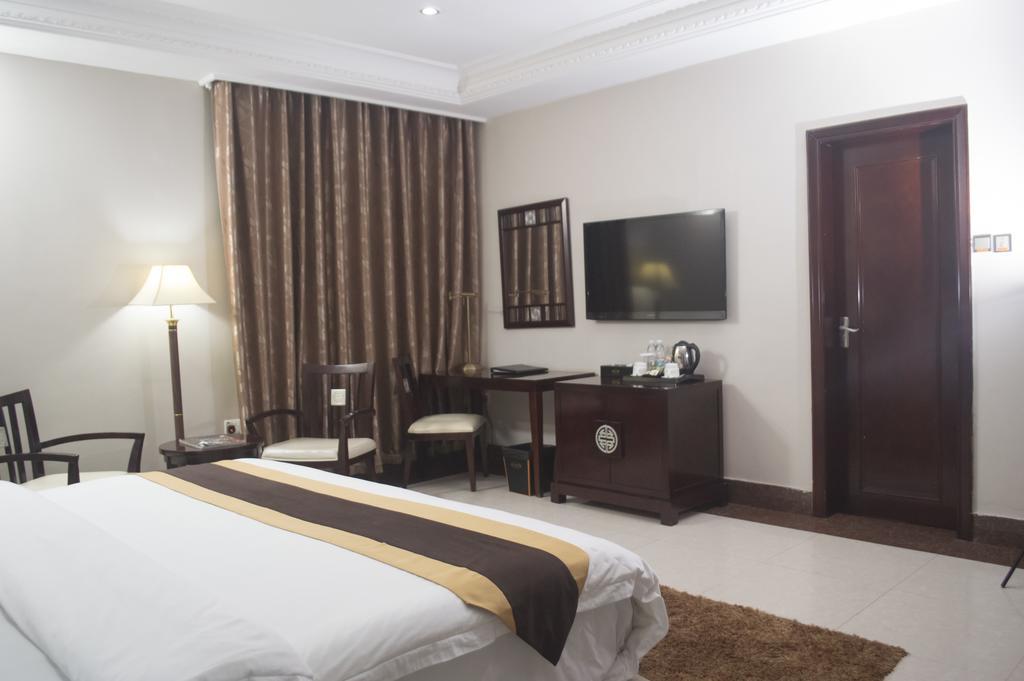 Grandbee Suites Ikeja Dış mekan fotoğraf