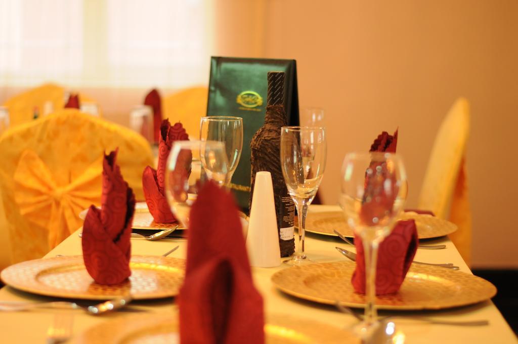 Grandbee Suites Ikeja Dış mekan fotoğraf