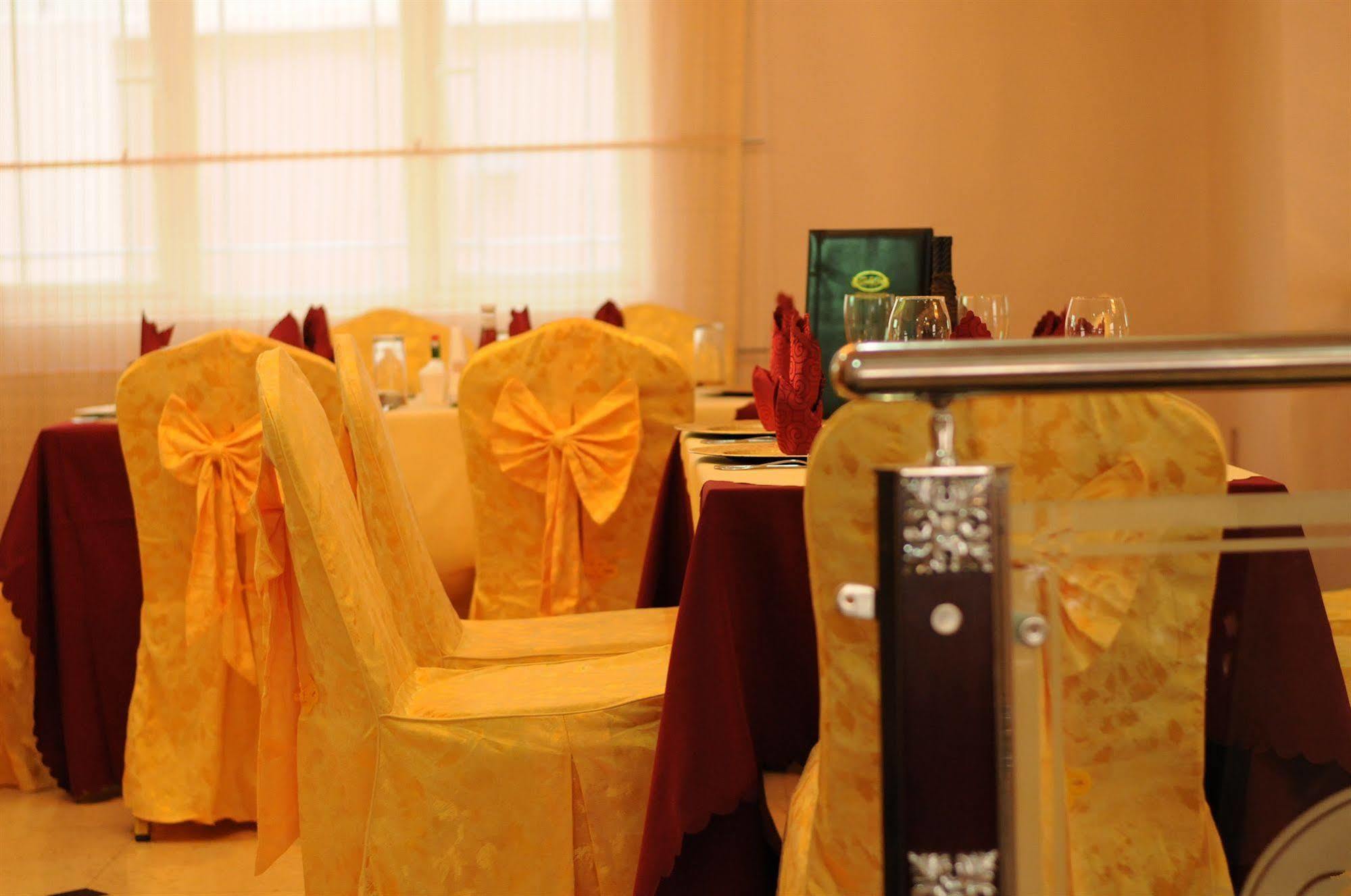 Grandbee Suites Ikeja Dış mekan fotoğraf