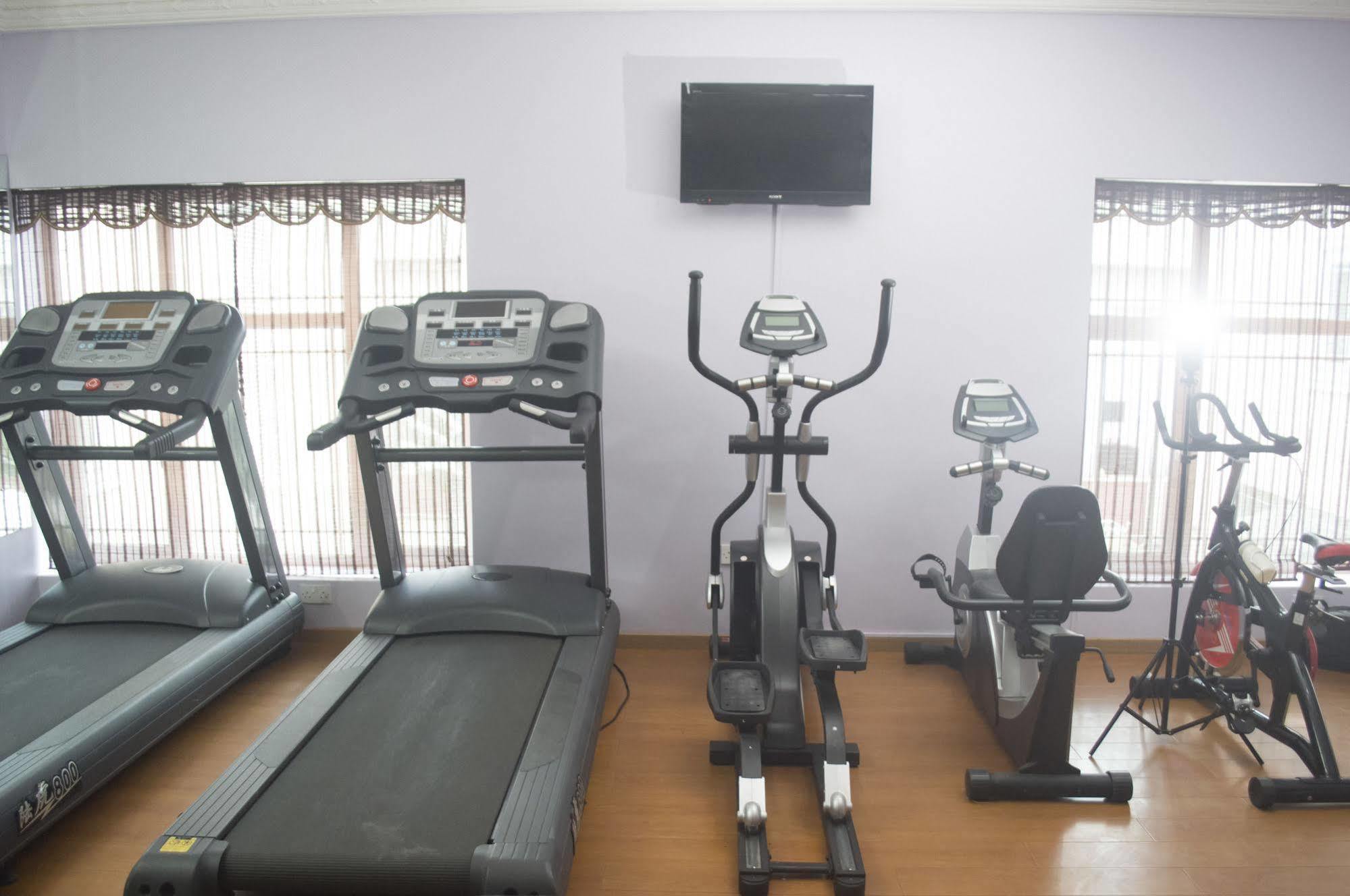 Grandbee Suites Ikeja Dış mekan fotoğraf